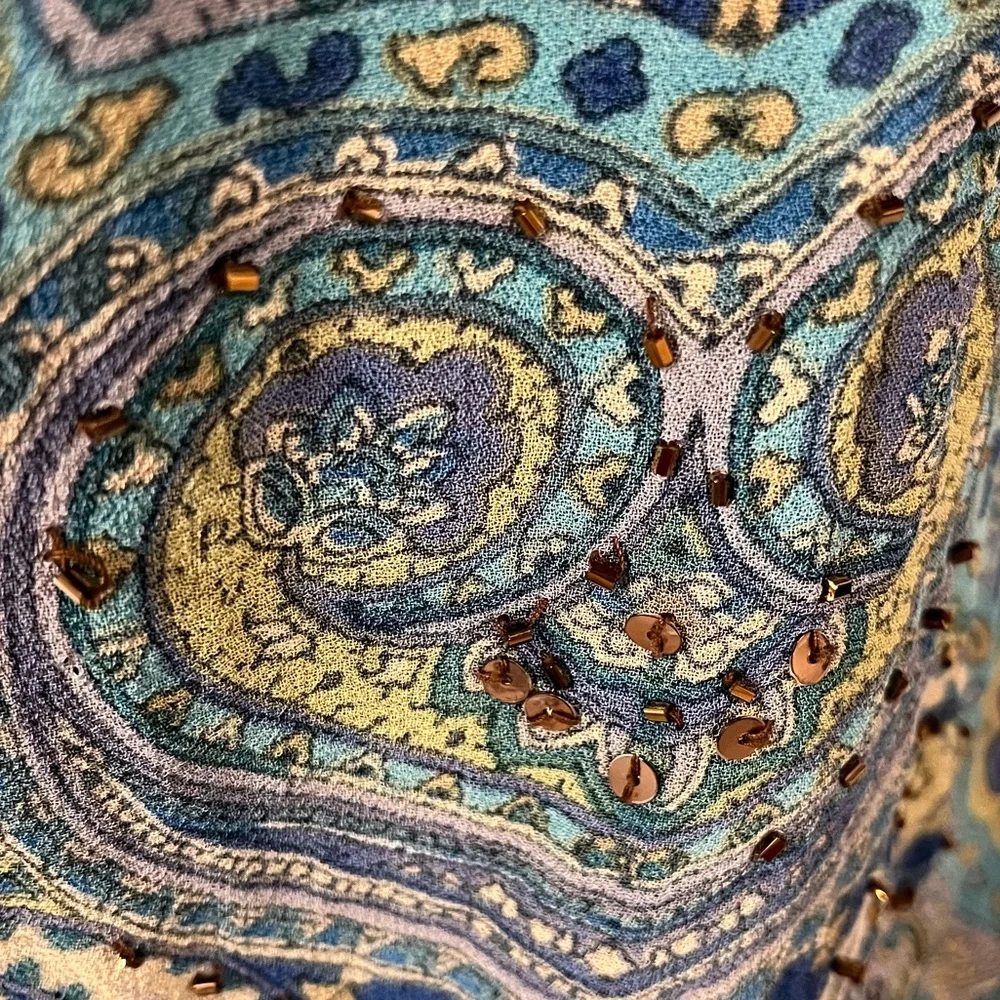 Dressbarn Paisley Tie Front Top